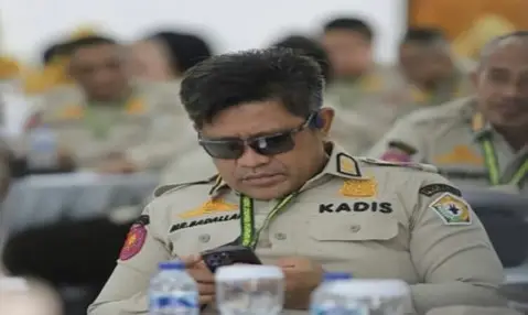 Kominfo Sultra Tegaskan: Isu ‘Gubernur Bayangan’ Hoax, Mister “P” adalah Tim Ahli