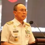 Gubernur Sultra Hadiri Pelantikan Rektor Unsultra, Prof. Dr. Ir. H. Andi Bahrun Resmi Dilantik Jadi Rektor