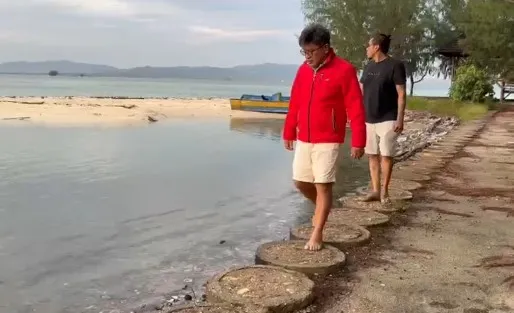 Kadis Pariwisata Sultra Ridwan Badallah Tinjau Pulau Bokori, Siap Benahi Infrastruktur Rusak dan Tingkatkan Kualitas Destinasi Wisata