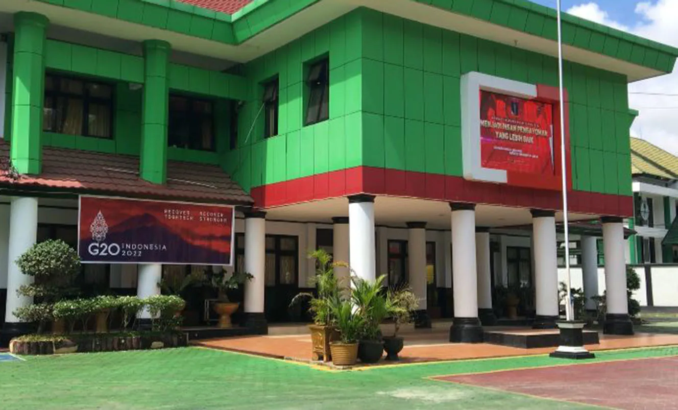 Kemenkum Sultra Terbitkan 26 Dokumen Apostille, Permudah Pelajar Kendari Studi ke Luar Negeri