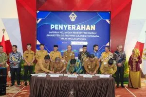 Pemprov Sultra Serahkan LKPD 2025 ke BPK, Gubernur Targetkan Opini WTP