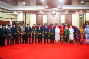 Pesan Kuat Gubernur di Paripurna DPRD: Sultra Harus Produktif untuk Sejahtera